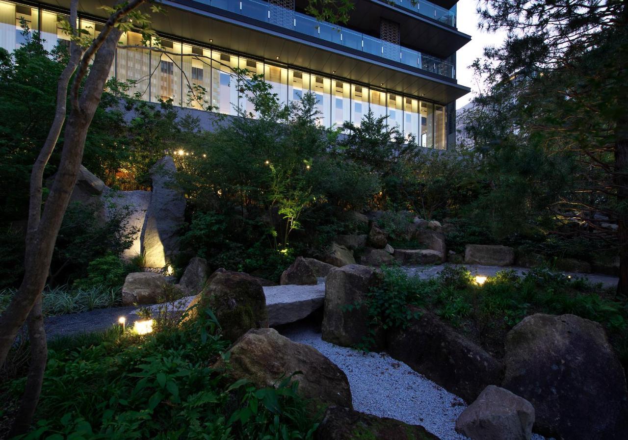 Hotel The Okura Tokio Exterior foto The Rock Garden